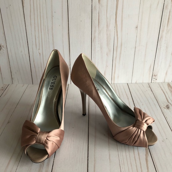 Guess Blush Dusty Pink Bow Satin Open Toe Heels - Picture 1 of 7